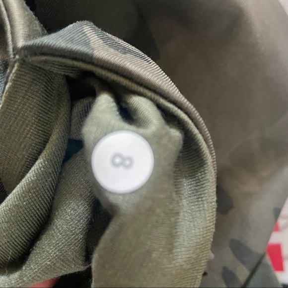 SOLD RARE Lululemon Wunder Unders Savasana Crop - Picture 5 of 5